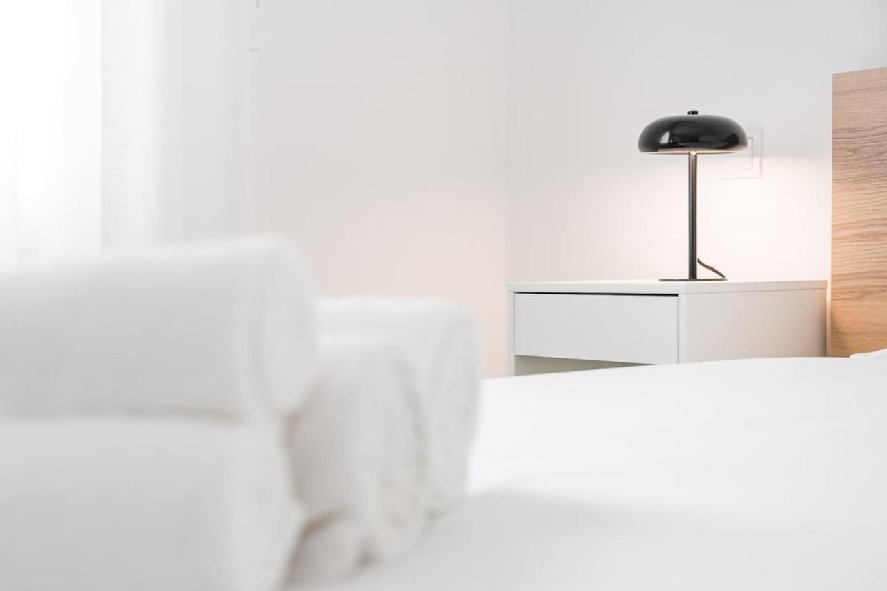 Guestready - The Grey Light Across Forum Aveiro Exteriér fotografie